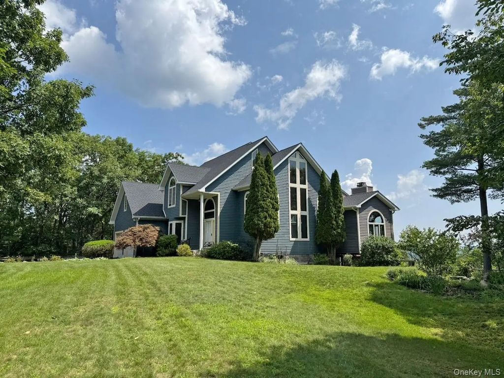 828 W Saugerties Woodstock Road, Saugerties
