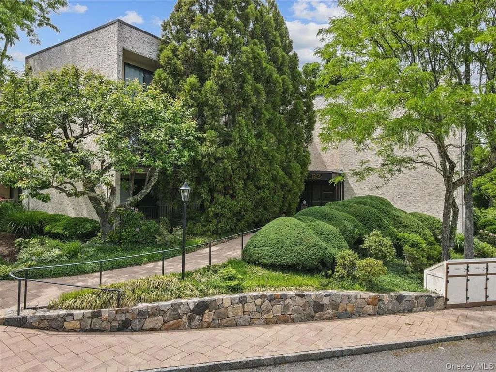 152 Overlook Avenue # 2c, Peekskill