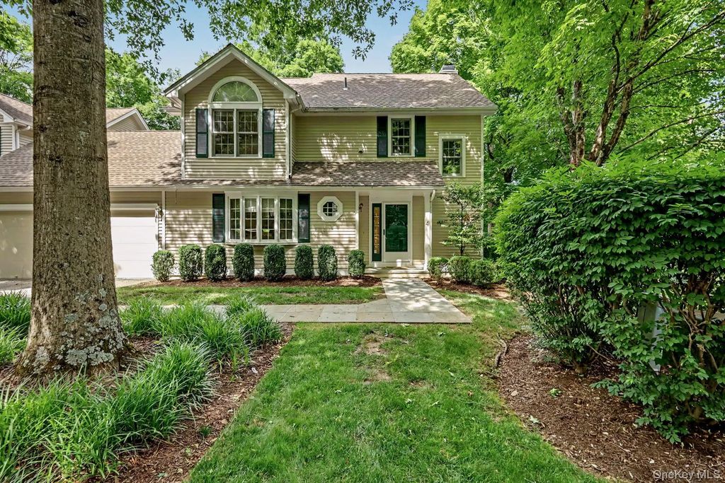 4 Annes Wood Lane, Mount Kisco