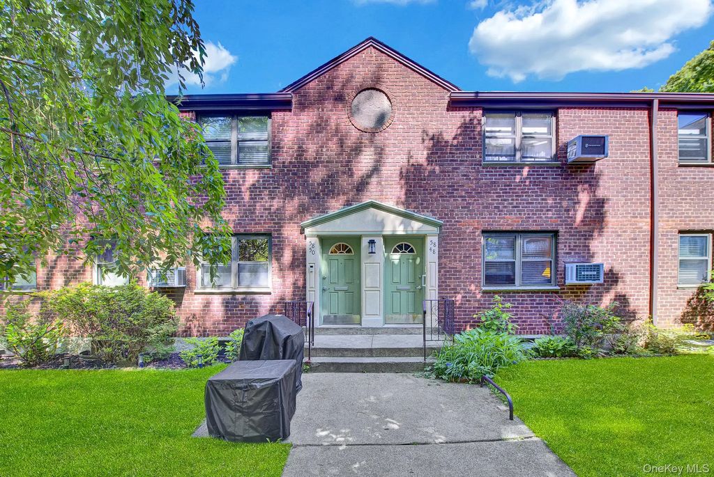 5850 246th Crescent # C7, Douglaston