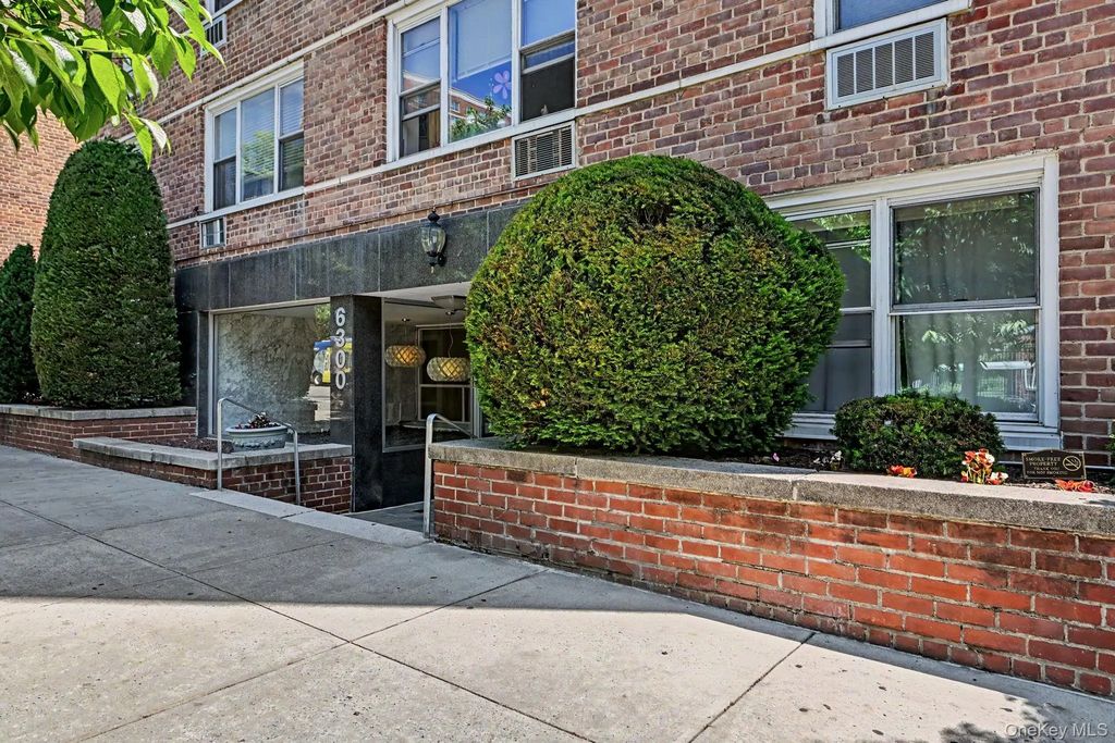 6300 Riverdale Avenue # 6f, Bronx