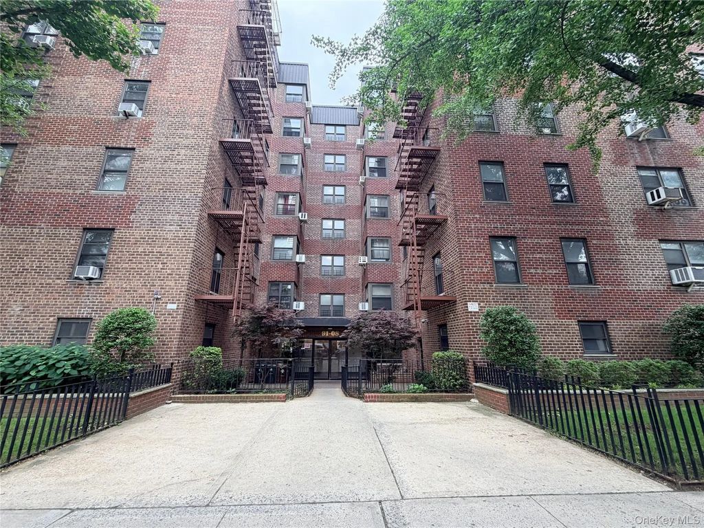 91-08 32 Avenue # E107, East Elmhurst
