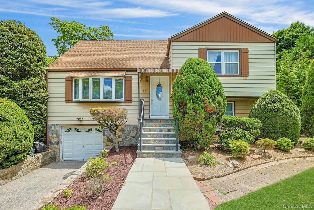 70 Durham Road, White Plains