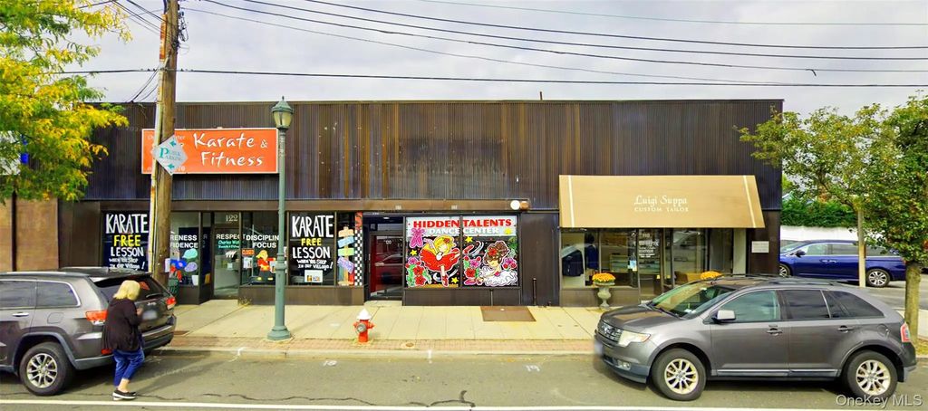 118-122 Hillside Avenue, Williston Park