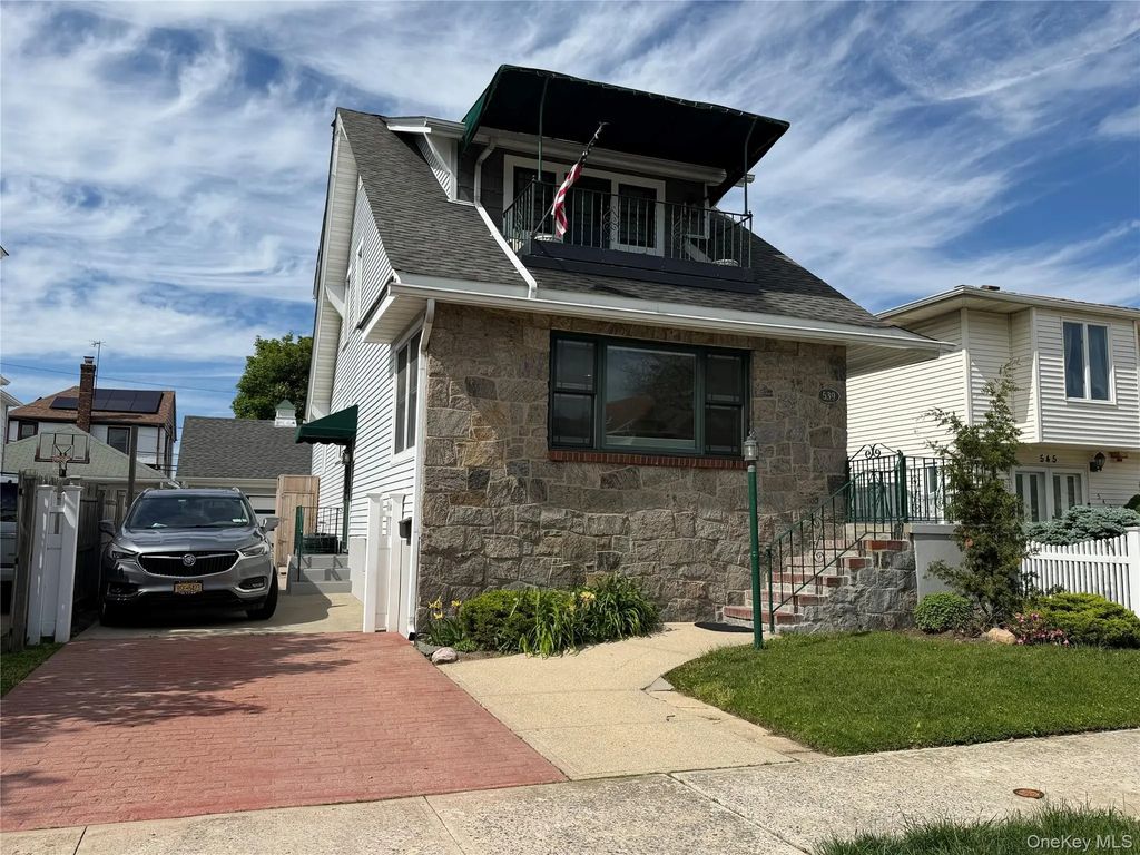 539 E Beech Street, Long Beach