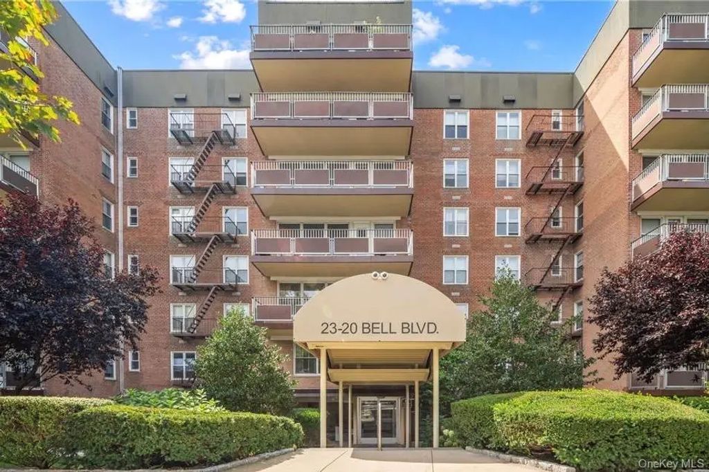 23-20 Bell Blvd # 5c, Bayside