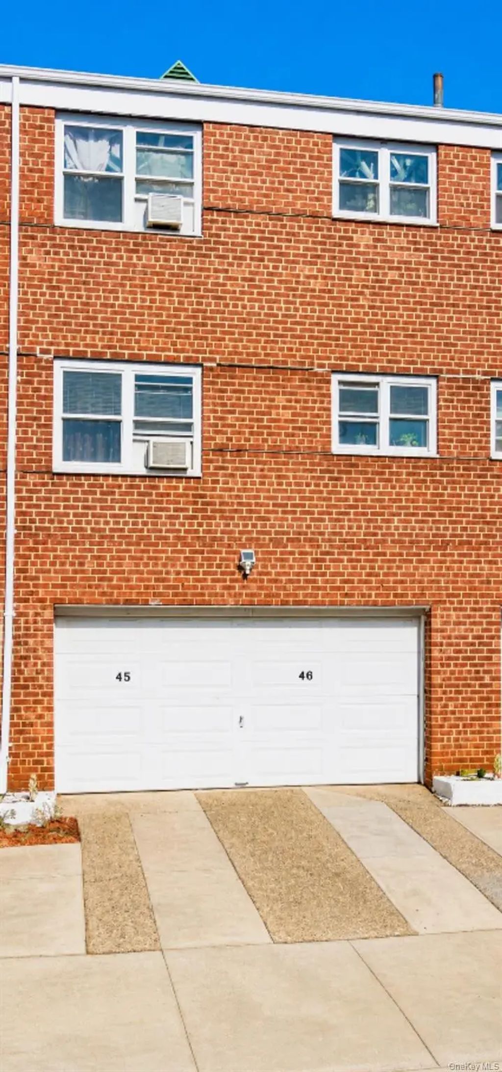 214-07b Hillside Ave # Unit B, Queens Village
