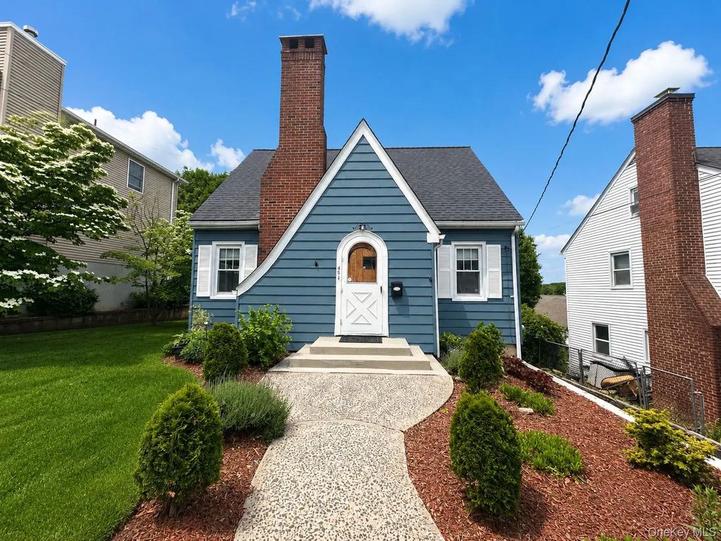 45 Mt Morris Avenue, White Plains