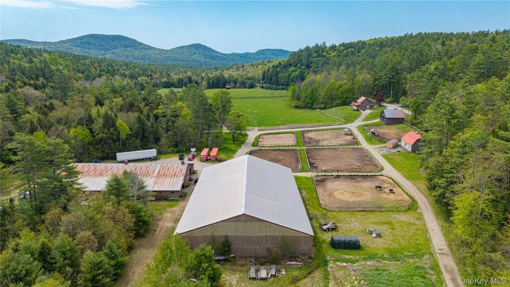 83 Pucker Street, Call Listing Agent