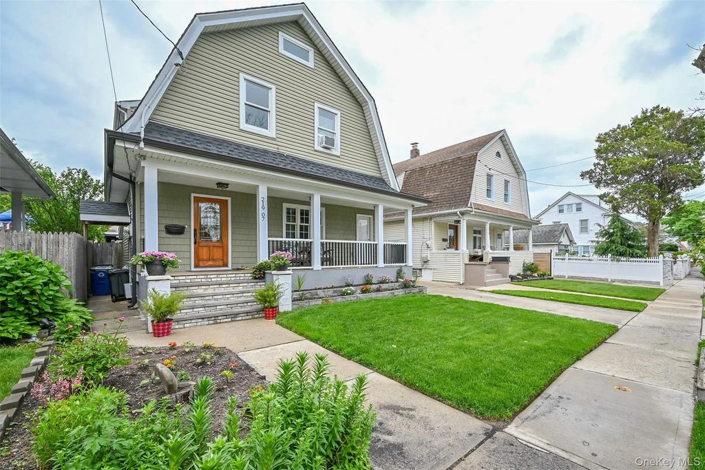 219-07 101st Avenue, Queens Village
