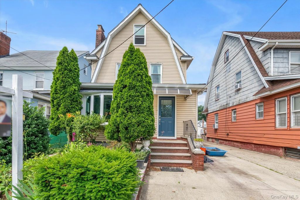 10414 212th Street, Queens Village
