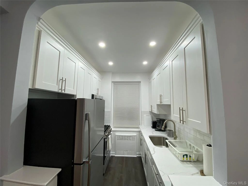 63-60 102nd Street # D1, Rego Park