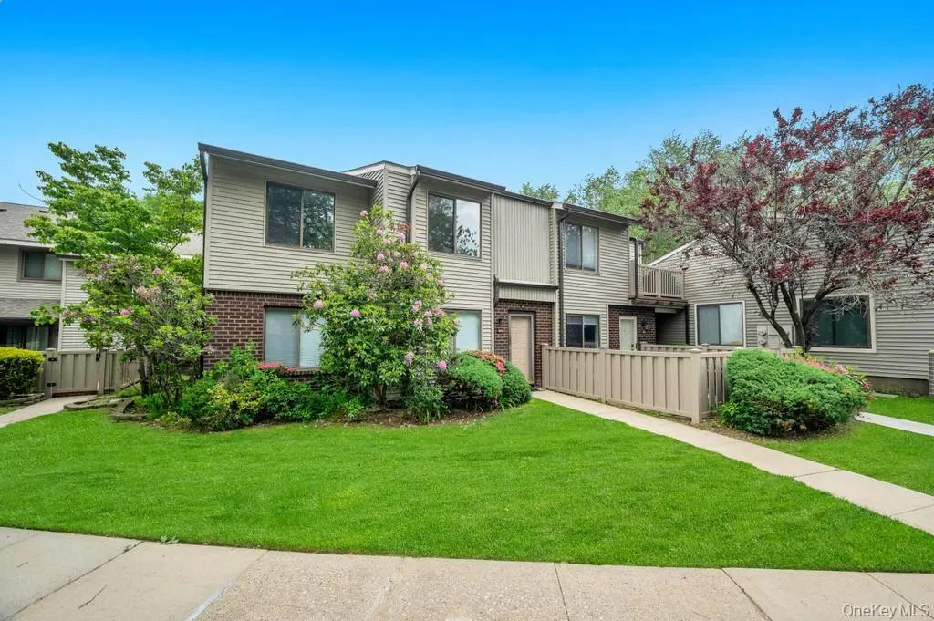 203 Birchwood Road # #203, Coram