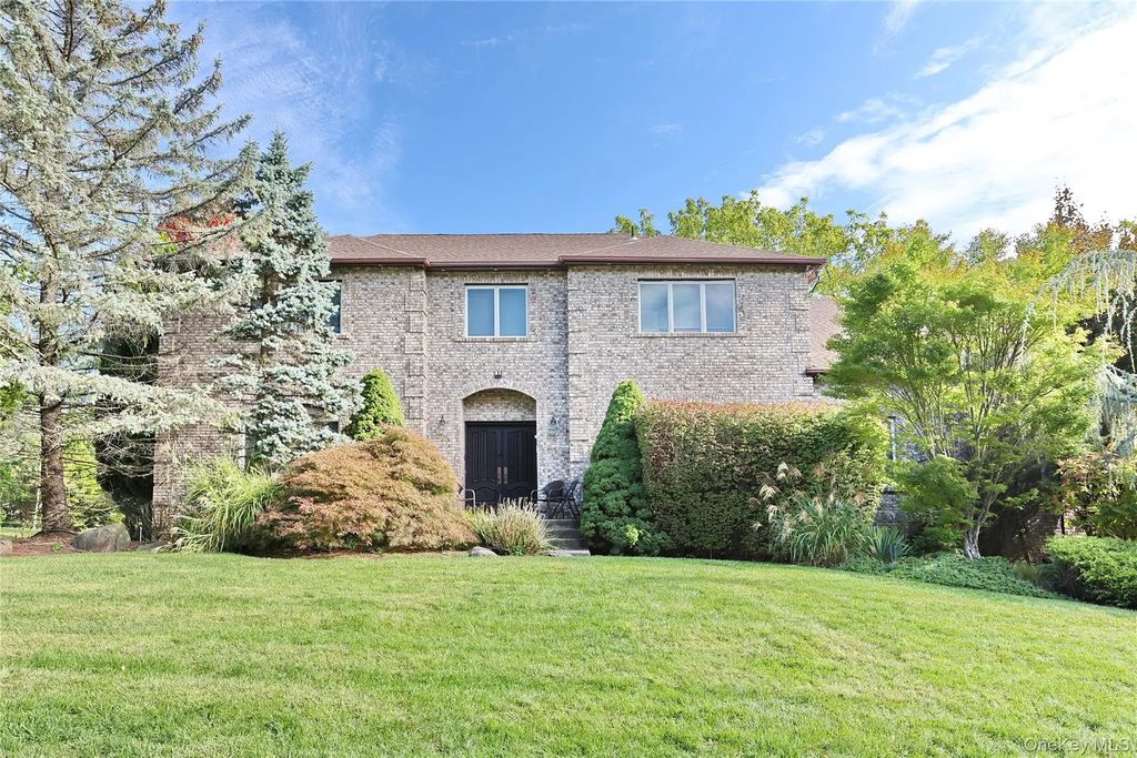 11 Golar Drive, Monsey