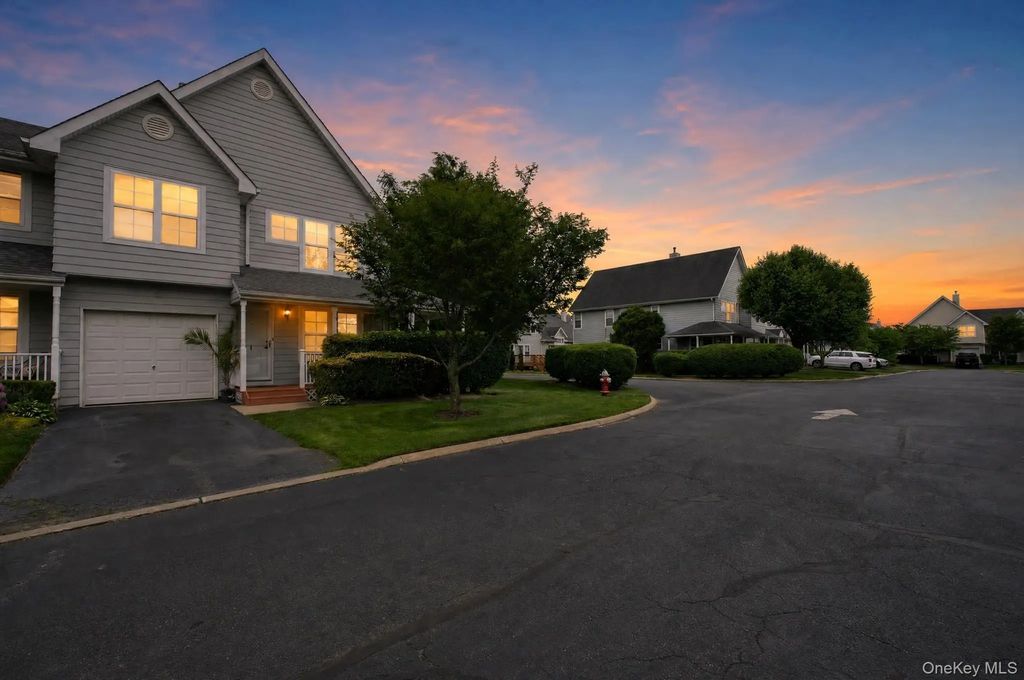 1 Summerfield Circle, Central Islip