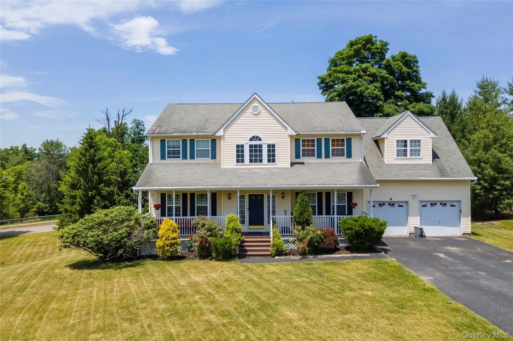 8 Cedardale Loop, Wappingers Falls