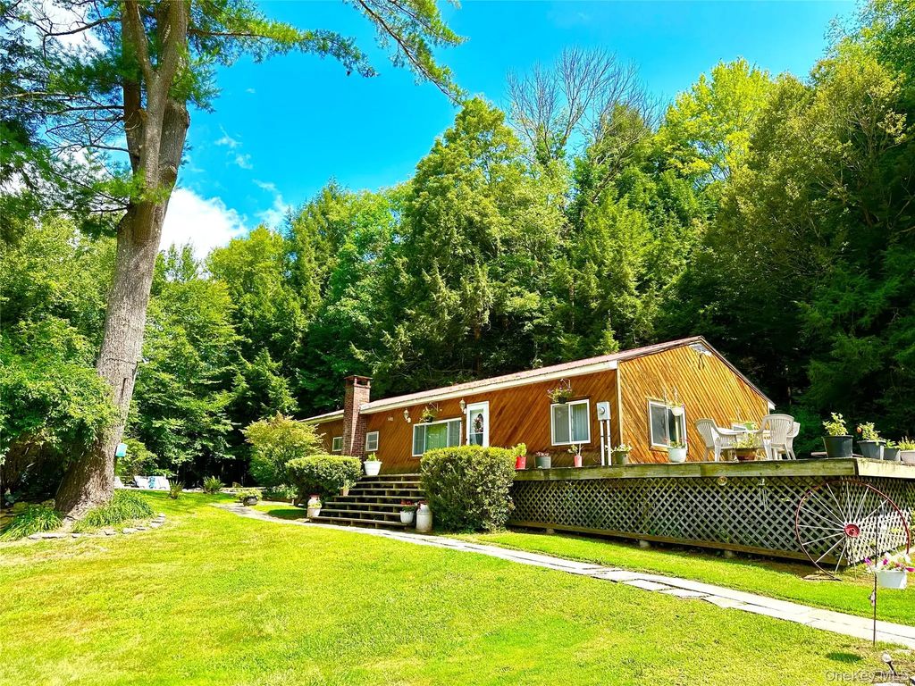 12 Mesmer, Callicoon
