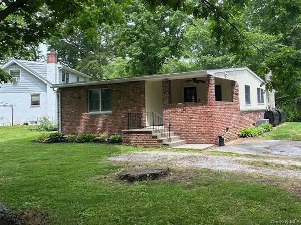 15 Roanoke Road, Patterson