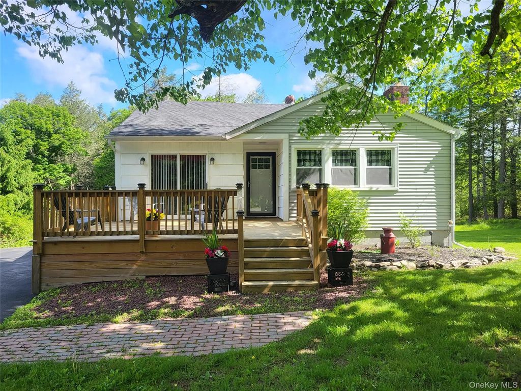 286 Dingle Daisy Road, Monticello