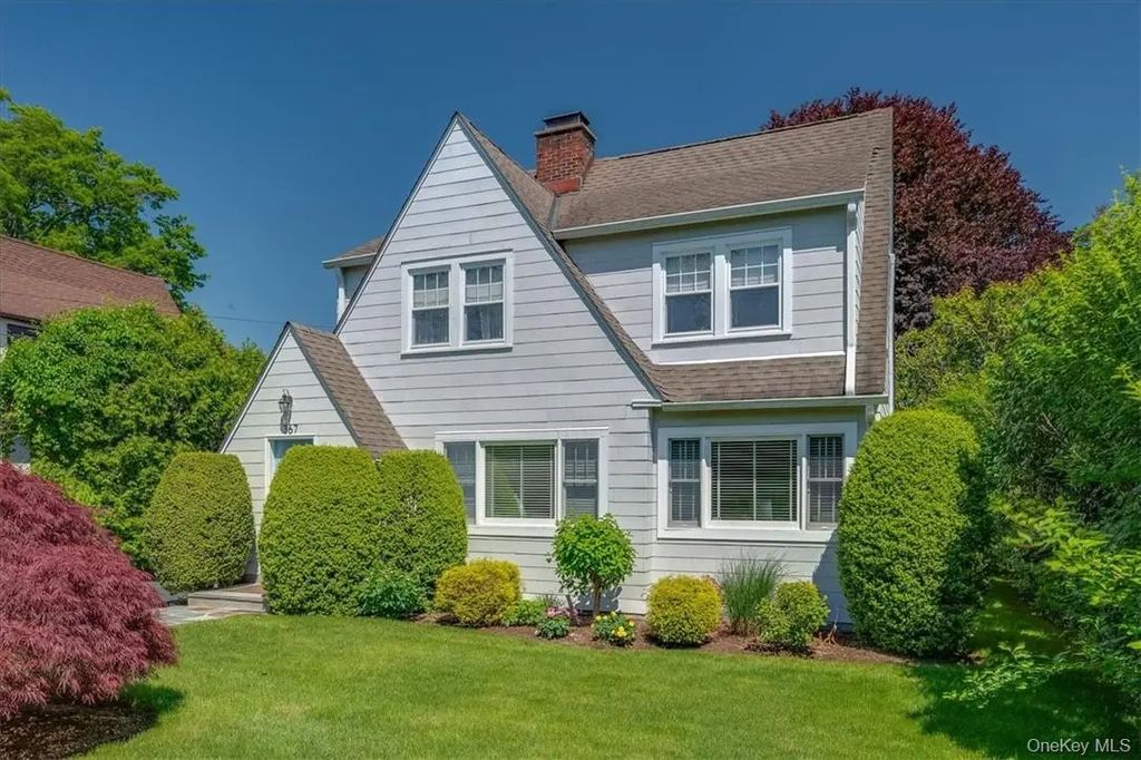 367 Old Mamaroneck Road, White Plains