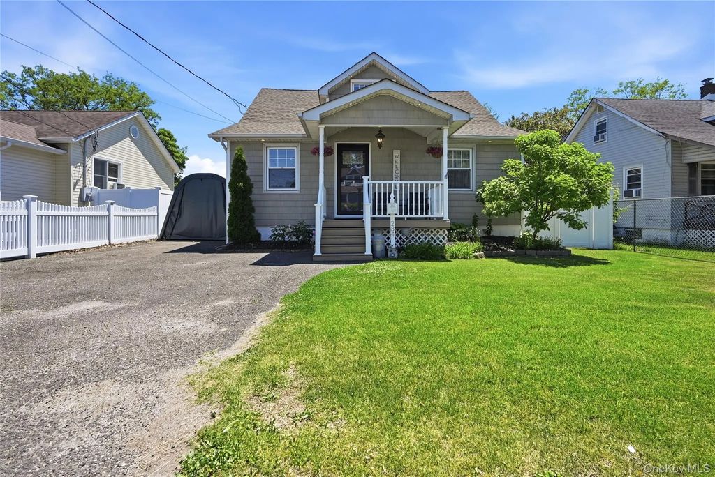234 Islip Boulevard, Islip Terrace