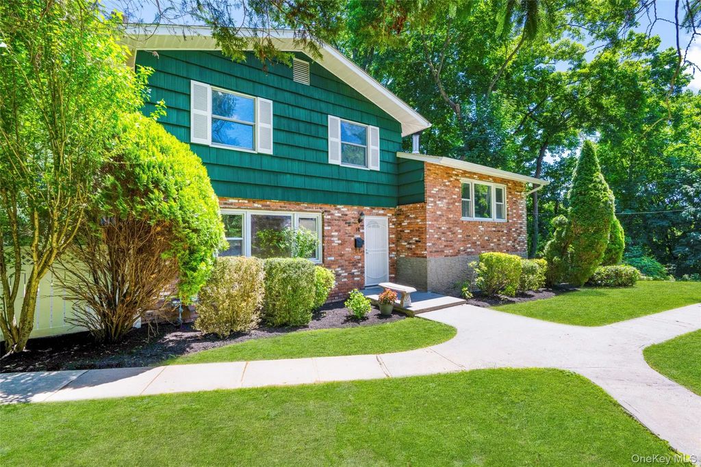 14 Jones Place, White Plains