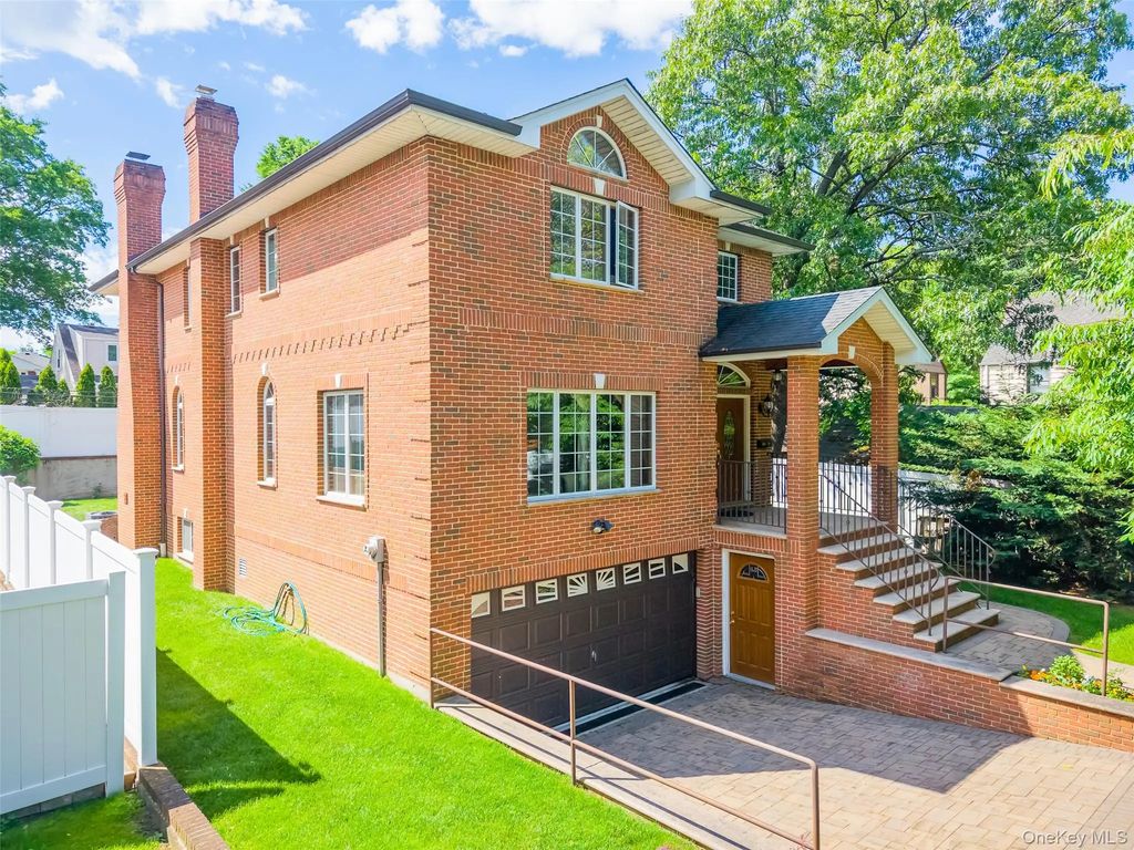 246-12 Cambria Avenue, Little Neck