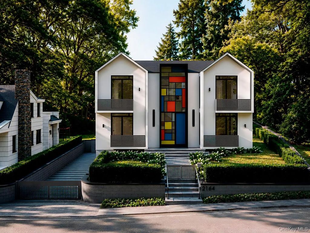 2164 Boston Post Road, Larchmont