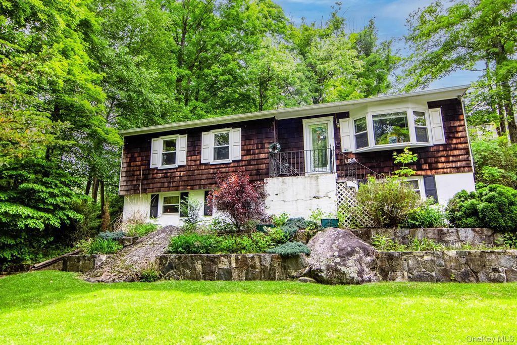 36 Rochambeau Road, Garrison