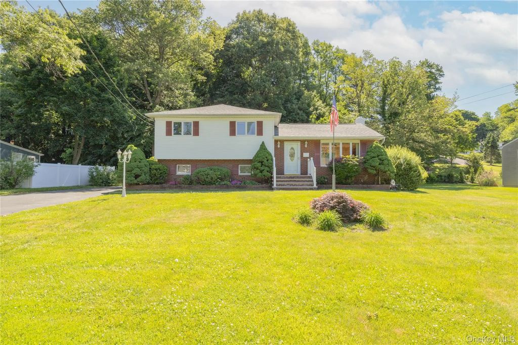 6 Beech Street, Nanuet