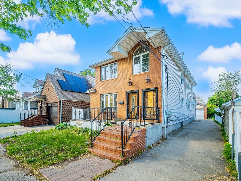 23005 144th Avenue, Springfield Gardens