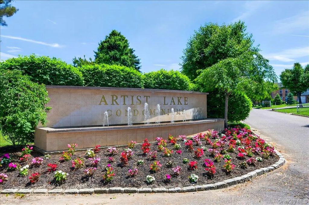 223 Artist Lake Drive, Middle Island