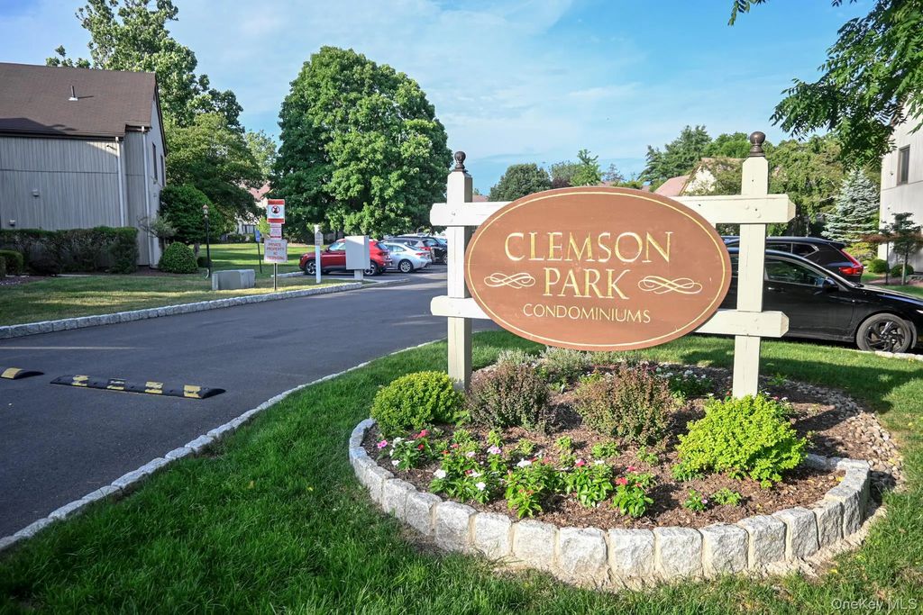 83 Sycamore Drive # 83, Middletown