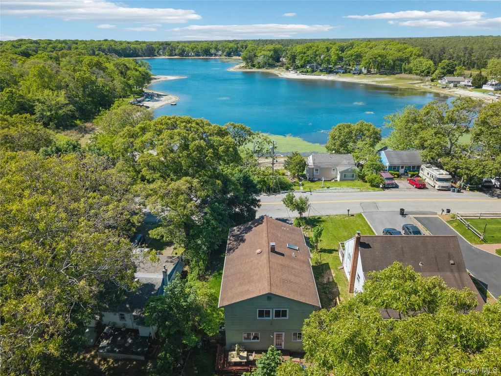 244 Lakeside Trail, Ridge