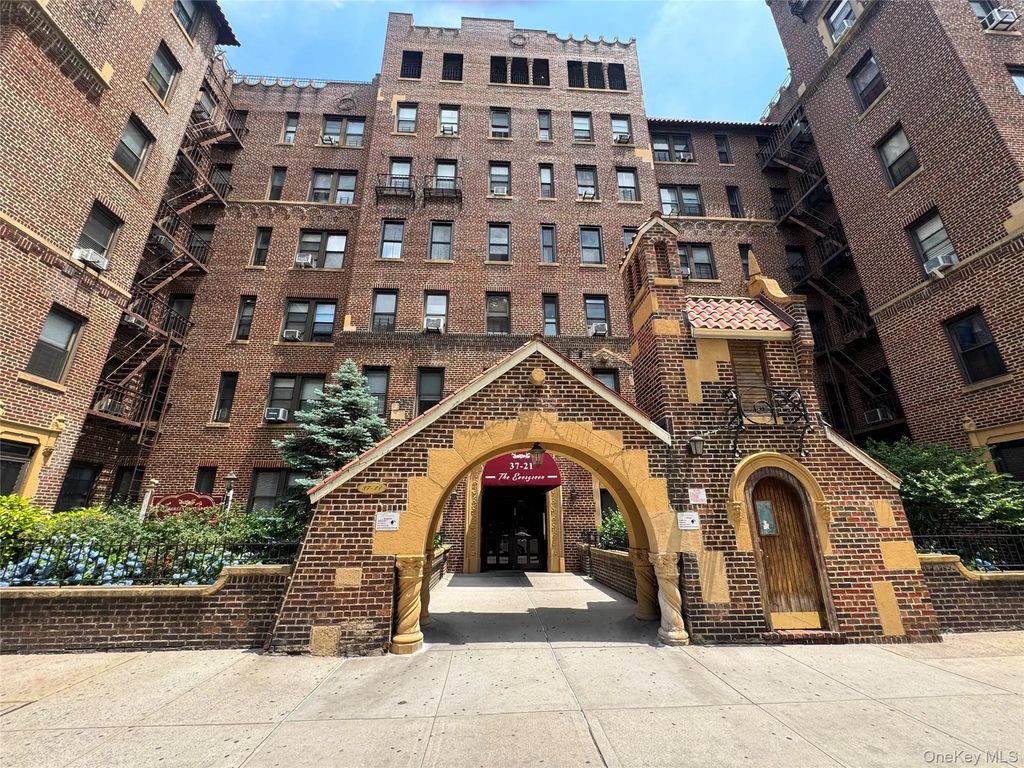 37-21 80th Street # 1r, Jackson Heights