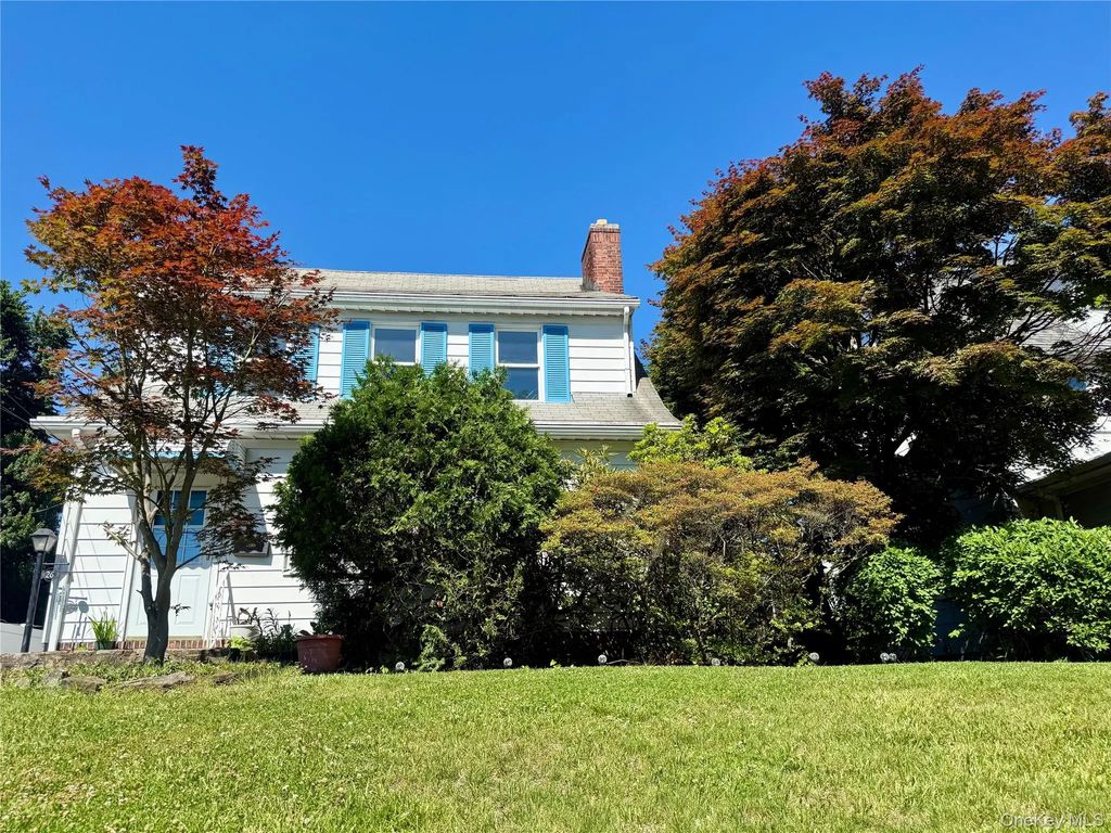 26 Rockland Place, New Rochelle