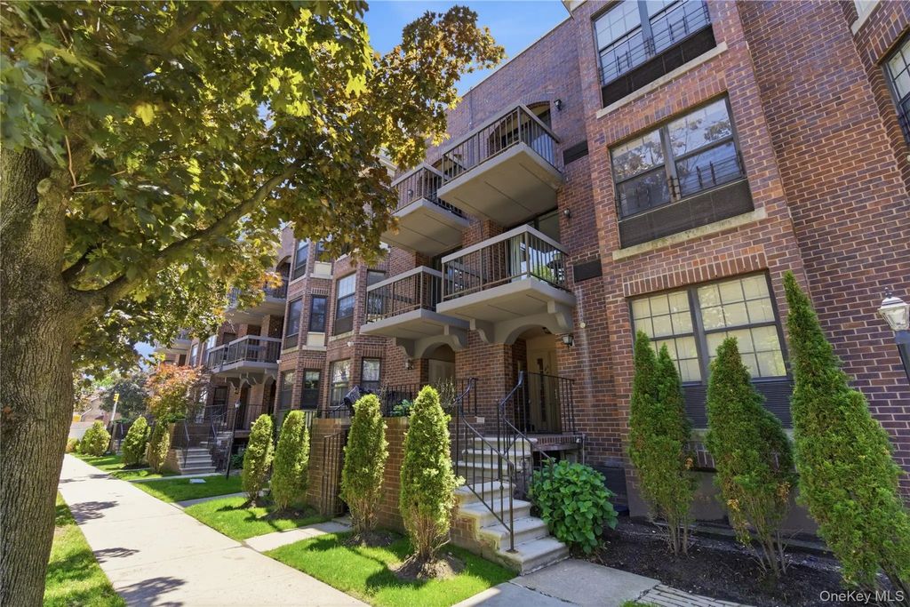 16306 71st Avenue # 1323, Fresh Meadows