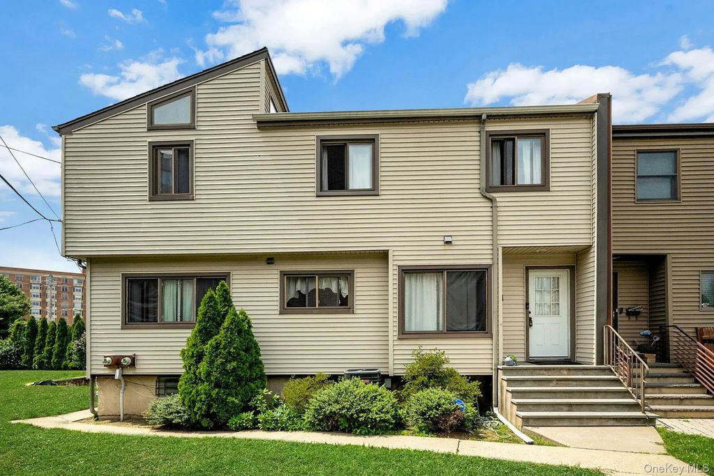 309 Pelham Road, New Rochelle