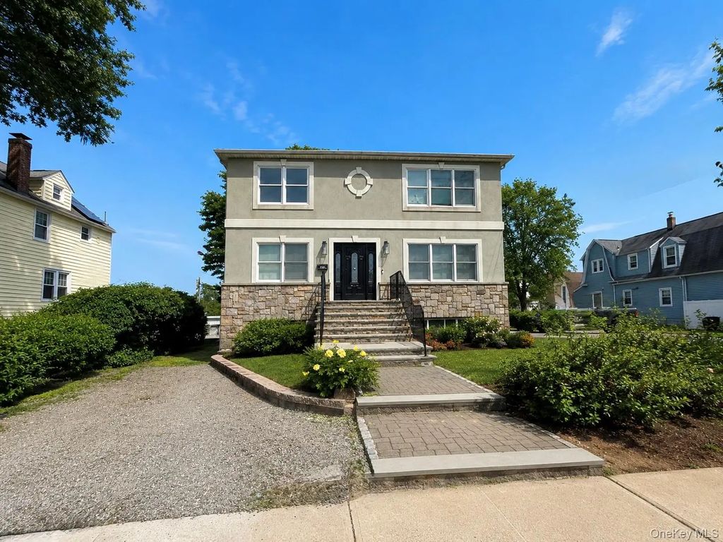424 Bellevue Avenue, Yonkers
