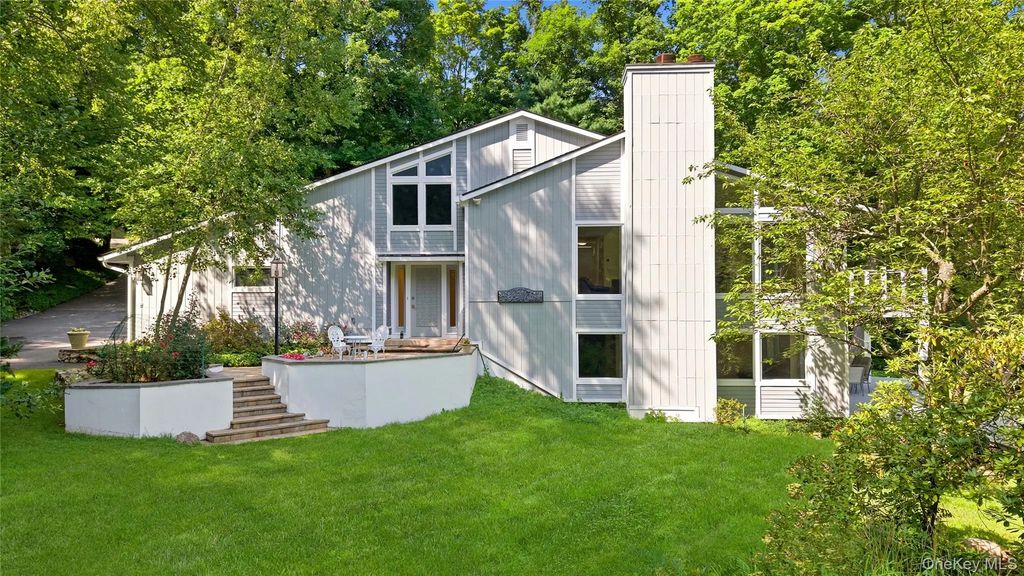 170 Barger Street, Putnam Valley