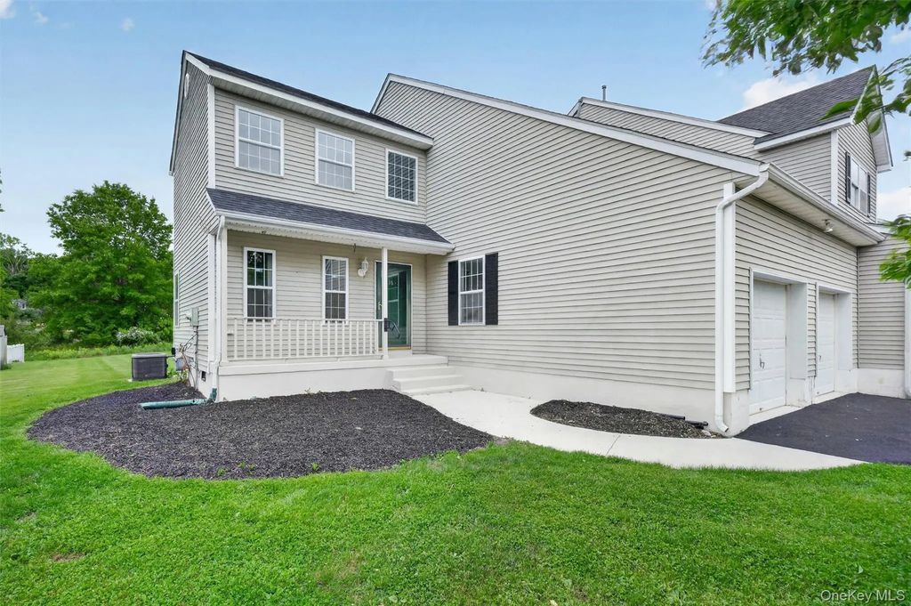 16 Woodfield Drive, Washingtonville