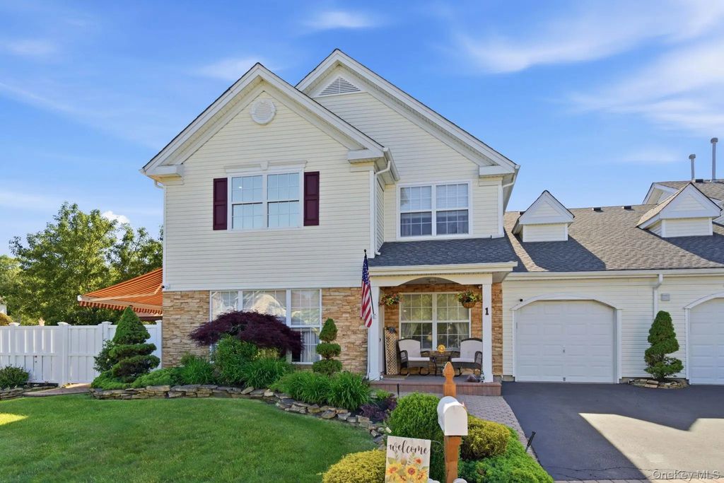 1 Robert Lane, Middle Island