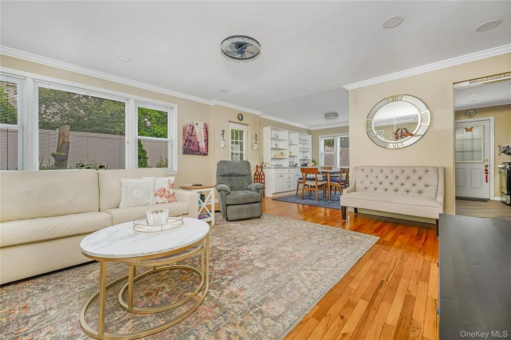 1600 Grand A Avenue # T1, Baldwin