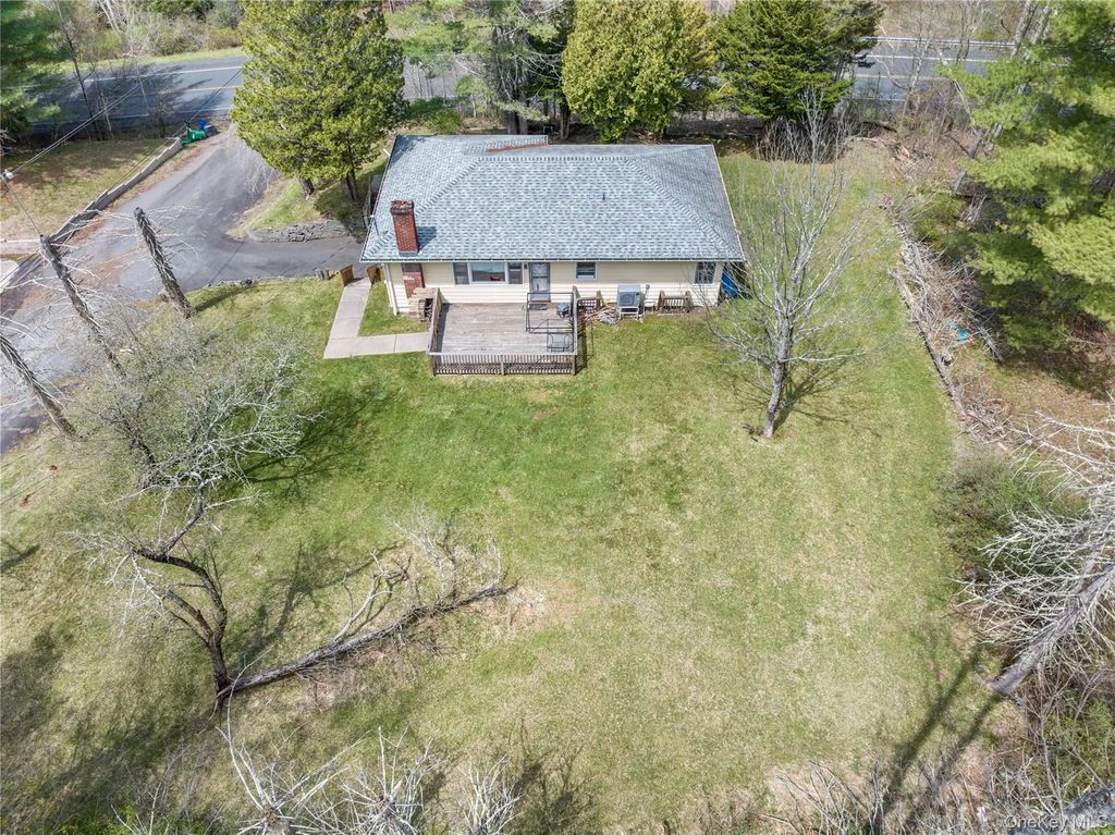 1 Jade Lane, Swan Lake