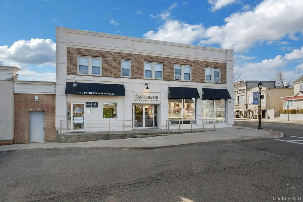 440 White Plains Road, Eastchester