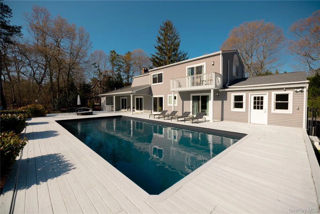 220 Pleasure Drive, Riverhead