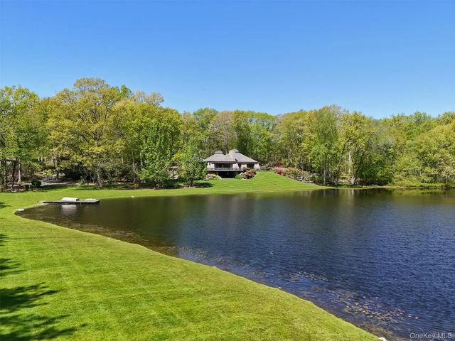164 Eastwoods Road, Pound Ridge