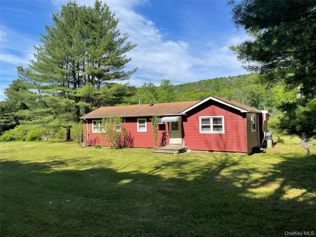 163 Fire House Road, Wurtsboro