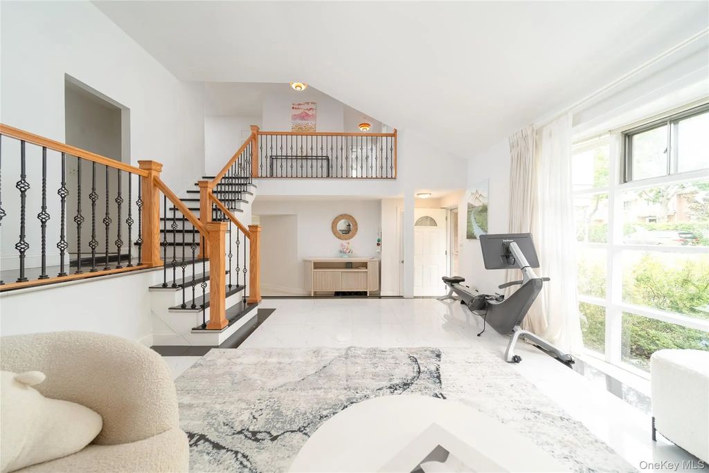 1 Horizon Road, Great Neck