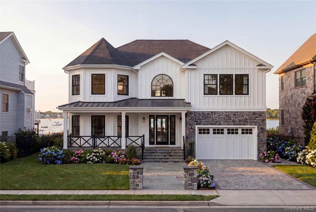 5 Division Avenue, Massapequa